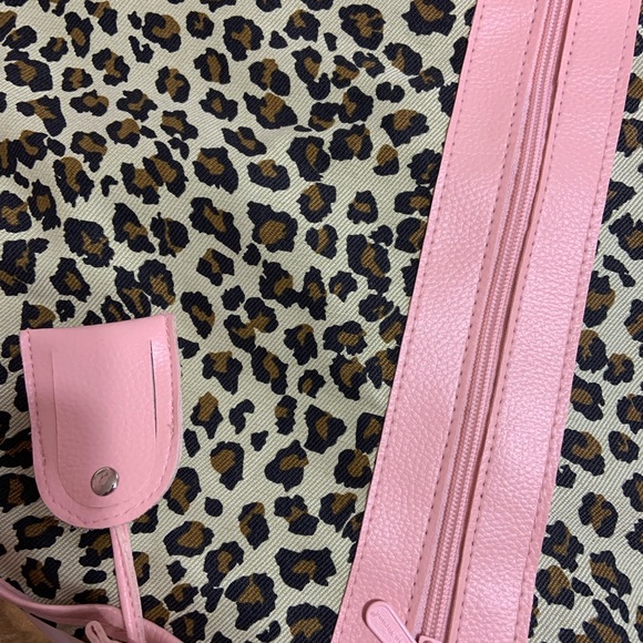 Cheetah Print Girls Luggage - Picture 3 of 3